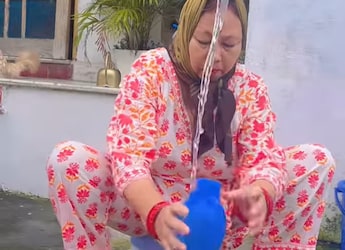 Viral Video: Woman's Washing 'Hack' Using Pipe Gets Over 98 Million Views, Leaves Internet in Splits Viral Video: Woman's Washing 'Hack' Using Pipe Gets Over 98 Million Views, Leaves Internet in Splits