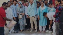 उपचुनाव से पहले बागियों की वापसी को लेकर कांग्रेस में रार, कार्यकर्ताओं ने लक्ष्मण रेखा खींचकर दी चेतावनी