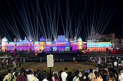 Diwali से पहले जगमगा उठी Ayodhya, शहर में Laser Show की धूम Diwali से पहले जगमगा उठी Ayodhya, शहर में Laser Show की धूम