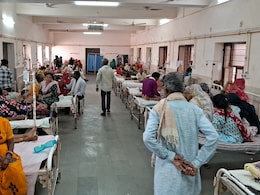 राजस्थान में मौसमी बीमारियों का खतरा! डेंगू, स्क्रब टायफस के मरीजों की संख्या अस्पतालों में बढ़ी राजस्थान में मौसमी बीमारियों का खतरा! डेंगू, स्क्रब टायफस के मरीजों की संख्या अस्पतालों में बढ़ी