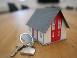 महीने में लाखों कमा रहा यह कपल, फिर भी इस शहर में नहीं खरीद पा रहा सपनों का घर, जानिए क्यों?