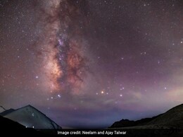 At India's Only Dark Sky Reserve, Stargazing Couple Is Star Attraction