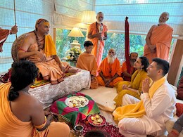 Shankaracharya Visits Raghav Chadha, Parineeti Chopra's House In Delhi Shankaracharya Visits Raghav Chadha, Parineeti Chopra's House In Delhi