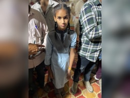 बेरहम शिक्षक... दरी-पट्टी ठीक करने के नाम पर शिक्षक ने तोड़ा छात्रा का हाथ, शिक्षा मंत्री ने दिए जांच के निर्देश