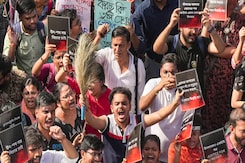 RG Kar Horror: Bengal Doctors Begin "Fast Unto Death" In Kolkata RG Kar Horror: Bengal Doctors Begin "Fast Unto Death" In Kolkata