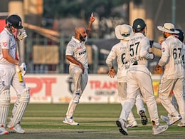 Pakistan vs England, 2nd Test Day 2, Highlights: Pakistan Script Sensational Turnaround, England Batting Collapses
