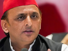 CM योगी के 'बंटेंगे तो कटेंगे' नारे पर ये क्या बोल गए अखिलेश यादव CM योगी के 'बंटेंगे तो कटेंगे' नारे पर ये क्या बोल गए अखिलेश यादव