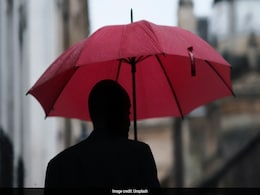 Japan Introduces Stab-Proof Umbrellas On Trains To Protect Passengers Japan Introduces Stab-Proof Umbrellas On Trains To Protect Passengers