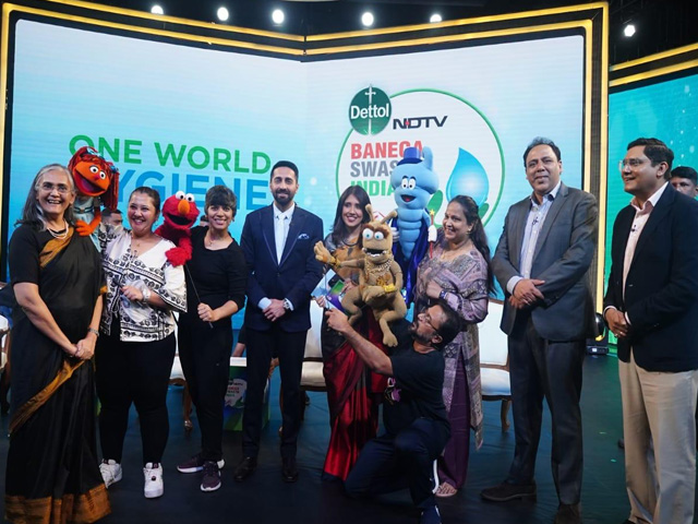 Handwashing Lessons: KK Kitanu & Neela Jadugar Team Up with Ayushmann Khurrana!