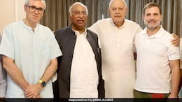 Gandhis To Attend Omar Abdullah's Oath, Congress To Sit Out Of Government
