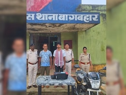 हूबहू असली जैसे छापते थे नोट ! फरार होकर पुलिस को खूब घुमाया, अब गए जेल हूबहू असली जैसे छापते थे नोट ! फरार होकर पुलिस को खूब घुमाया, अब गए जेल