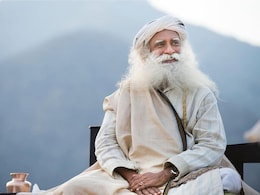 सुबह खाली पेट काले तिल के साथ खा लें ये एक चीज, बड़ा असरदार है सदगुरु का ये हेल्थ टिप्स सुबह खाली पेट काले तिल के साथ खा लें ये एक चीज, बड़ा असरदार है सदगुरु का ये हेल्थ टिप्स