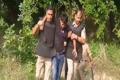 Dramatic Arrest Of UP Murder Accused After Encounter Near Nepal Dramatic Arrest Of UP Murder Accused After Encounter Near Nepal