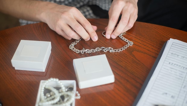 Best Deals On Jewellery Sets From Myntra