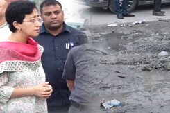 Delhi CM Atishi Inspects Condition Of Roads In Sarai Kale Khan Area Delhi CM Atishi Inspects Condition Of Roads In Sarai Kale Khan Area