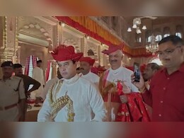 बाबा मंसूरशाह की इबादत करने देवघर पहुंचे सिंधिया, ‘शाही लिबास’ में निभाई विजयादशमी की ये रस्म