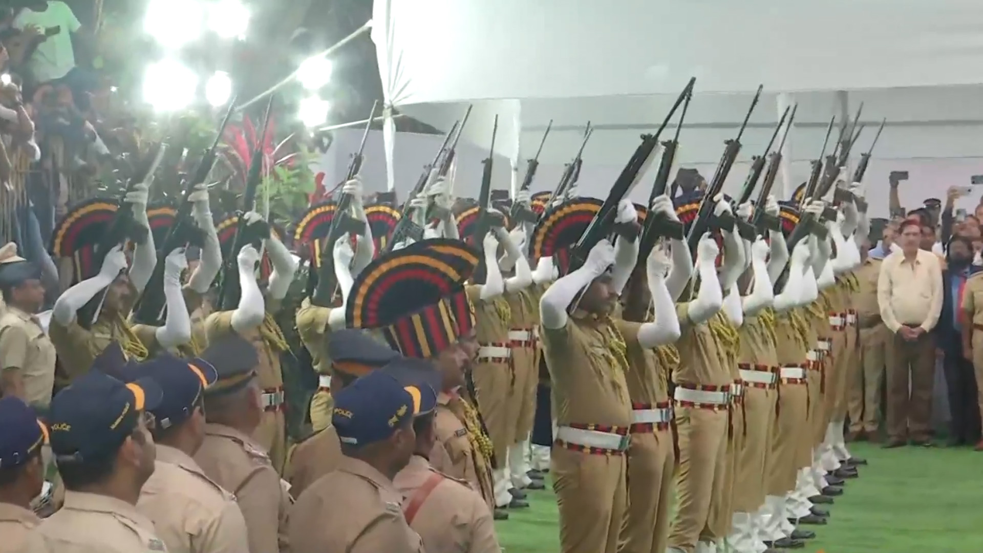 Ratan Tata's Funeral Held With Gun Salute