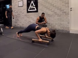 दीपिका पादुकोण, मलाइका अरोड़ा के बाद इंडस्ट्री में आई नई फिटनेस क्वीन, वीडियो देख आप भी भागेंगे जिम दीपिका पादुकोण, मलाइका अरोड़ा के बाद इंडस्ट्री में आई नई फिटनेस क्वीन, वीडियो देख आप भी भागेंगे जिम