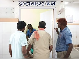 Gwalior Railway Station Accident: छत से गिरे मजदूर के पेट में घुस गए 3 फीट मोटे सरिए, डॉक्टरों ने ऐसे बचाई जान