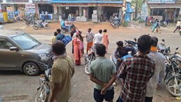मूकबधिर युवक को नाबालिग ने पेट्रोल डालकर जिंदा जलाया, इलाज के दौरान हुई मौत