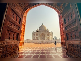 Bomb Scare At Taj Mahal Turns Out To Be Hoax