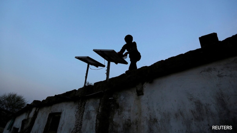 Renewable energy expert बनने के लिए कौन सी पढ़ाई करें, जान लें पूरी डिटेल