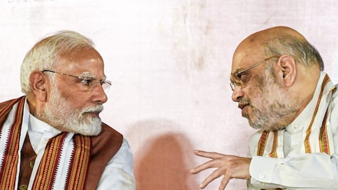 बीजेपी "दो कदम पीछे जाकर, एक कदम आगे" आ गई, समझिए बिहार की स्ट्रेटजी