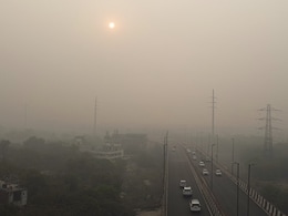दिल्ली-एनसीआर की जहरीली हवा से खुद को रखें सुरक्षित, आजमाएं ये 5 उपाय और प्रदूषण से रहें दूर दिल्ली-एनसीआर की जहरीली हवा से खुद को रखें सुरक्षित, आजमाएं ये 5 उपाय और प्रदूषण से रहें दूर