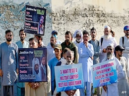 Pakistan 'Vigilantes' Behind Rise In Online Blasphemy Cases Pakistan 'Vigilantes' Behind Rise In Online Blasphemy Cases