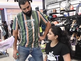 "मैंने उसे फिर देखा...", सालों बाद बेटी से मिले मोहम्मद शमी, हुए इमोशनल, Video "मैंने उसे फिर देखा...", सालों बाद बेटी से मिले मोहम्मद शमी, हुए इमोशनल, Video