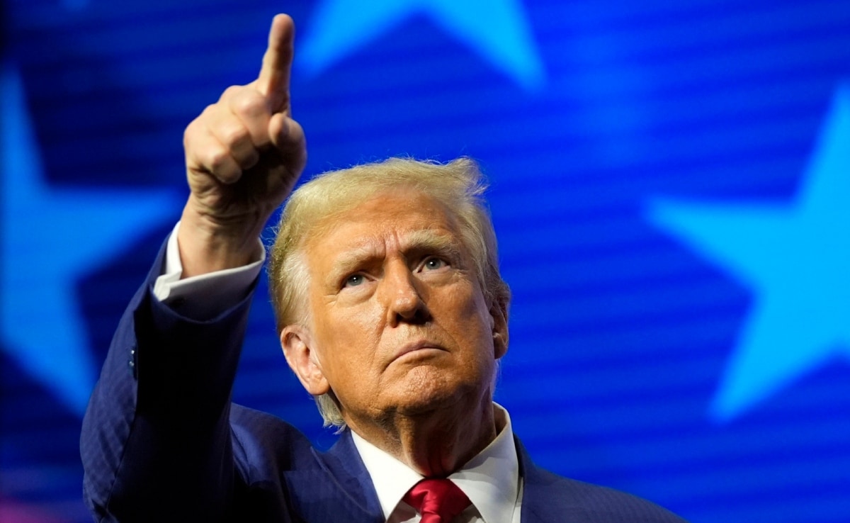 “Kamala Ignored Hindus”: In Diwali Message, Donald Trump Condemns Bangladesh Unrest