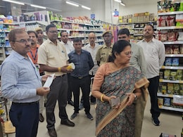 राजस्थान के Vishal Mega Mart में ग्राहकों के साथ ठगी, घी के नाम पर 500 रुपये किलो बेचा जा रहा पाम ऑयल राजस्थान के Vishal Mega Mart में ग्राहकों के साथ ठगी, घी के नाम पर 500 रुपये किलो बेचा जा रहा पाम ऑयल