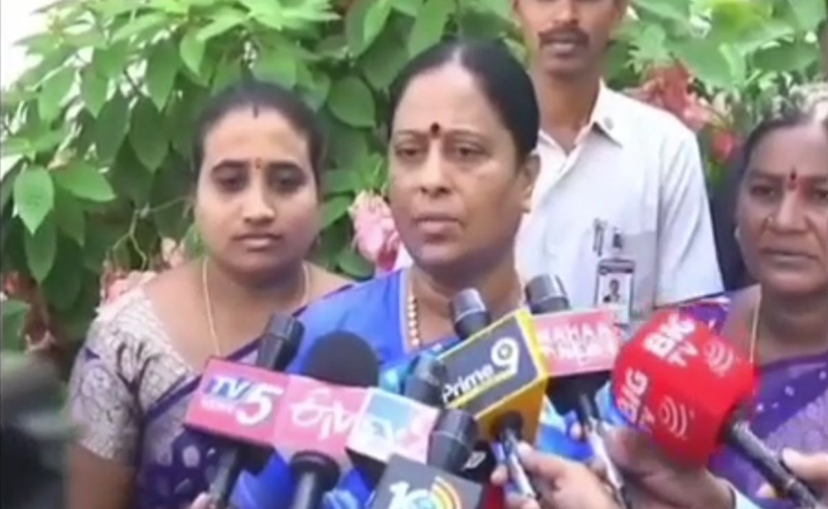 Telangana Minister Says Sorry To Samantha-Naga, Won't Back Down On KTR