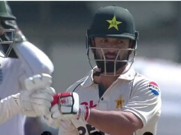 PAK vs ENG: डेब्यू टेस्ट में ही कामरान गुलाम ने रचा इतिहास, ऐसा करने वाले दूसरे पाकिस्तानी बल्लेबाज PAK vs ENG: डेब्यू टेस्ट में ही कामरान गुलाम ने रचा इतिहास, ऐसा करने वाले दूसरे पाकिस्तानी बल्लेबाज