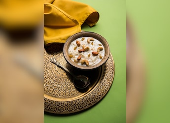 What Is Sargi And 5 Foods To Keep You Energised During Karwa Chauth Fast