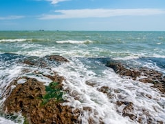 Pollution, Climate Change Drive Caspian Sea Towards Shrinkage