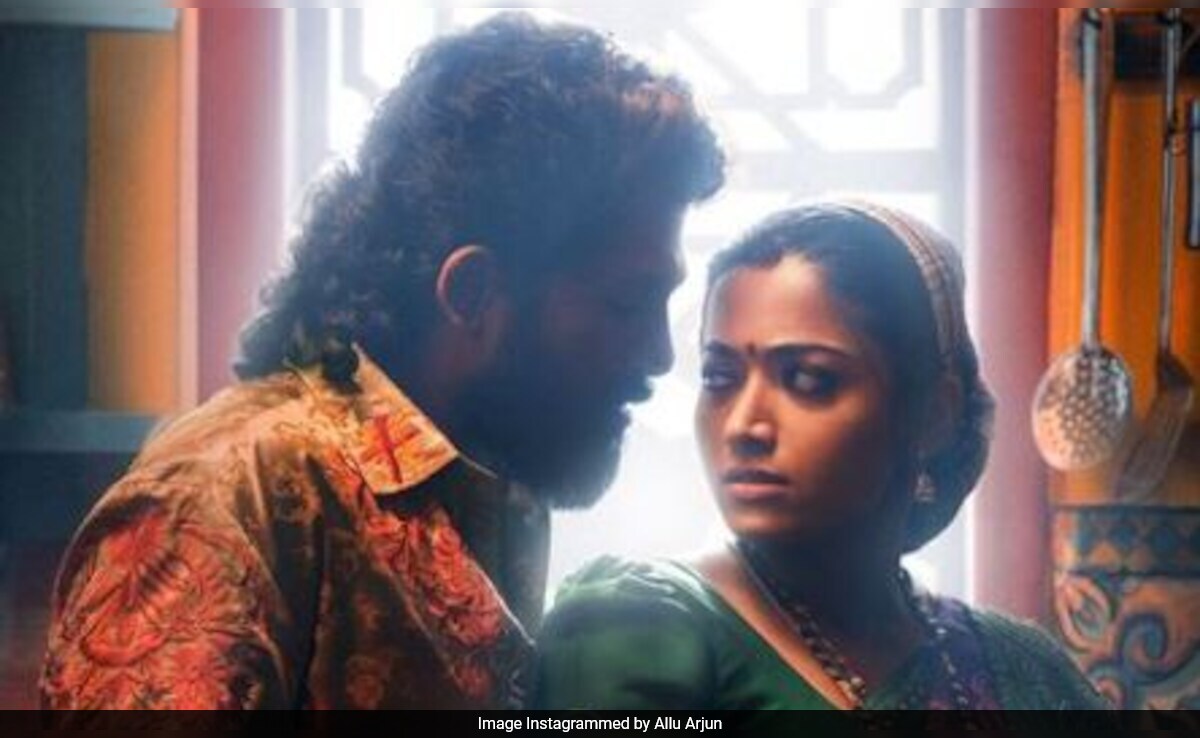 Allu Arjun Wishes Fans Diwali <i>Pushpa</i> Style. Bonus - Srivalli AKA Rashmika Mandanna