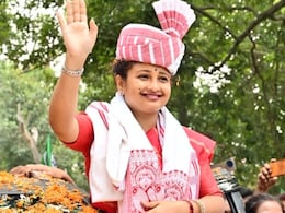 कैसे झारखंड मुक्ति मोर्चा की स्टार प्रचारक बन गईं कल्पना सोरेन, कितना जुटा पाएंगी वोट कैसे झारखंड मुक्ति मोर्चा की स्टार प्रचारक बन गईं कल्पना सोरेन, कितना जुटा पाएंगी वोट