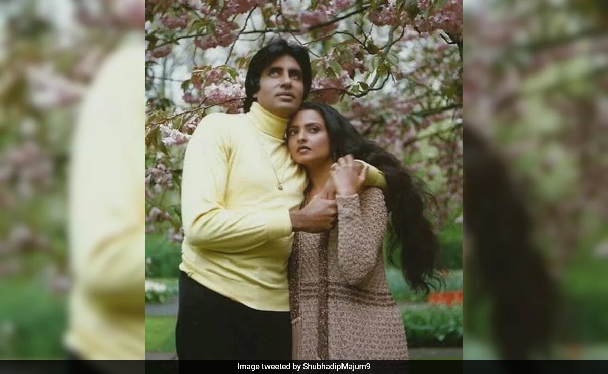 Weekend Binge: Celebrate Amitabh Bachchan's Birthday With These Evergreen Films