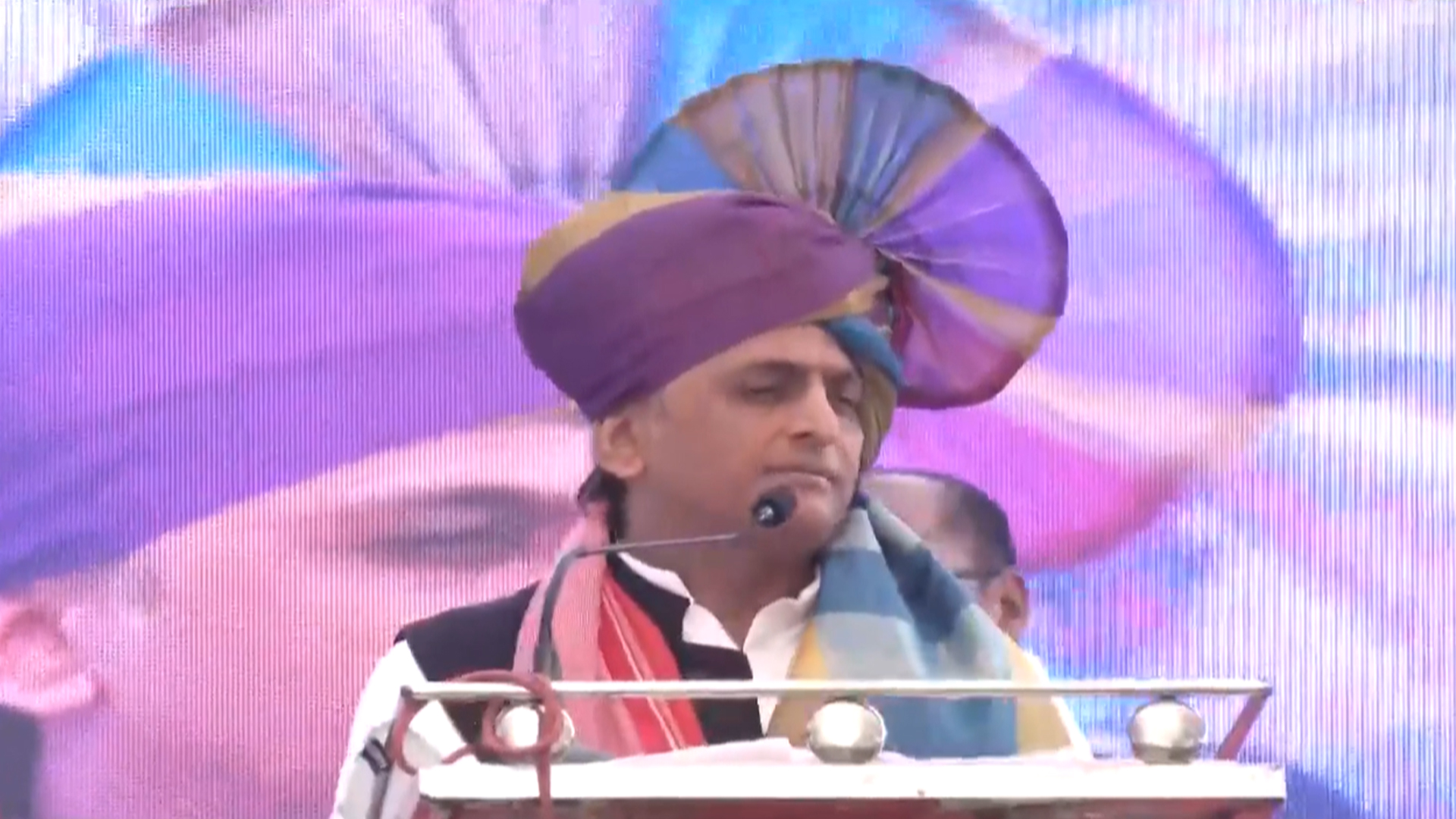 Akhilesh Yadav In Maharashtra To Negotiate Seat-Sharing Talks Among Coalition Partners