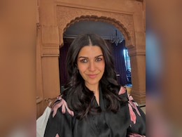 Visit These 5 Famous Diwali <i>Melas</i> In Delhi Like Nimrat Kaur Did For A Fantastic Diwali Shopping Experience Visit These 5 Famous Diwali <i>Melas</i> In Delhi Like Nimrat Kaur Did For A Fantastic Diwali Shopping Experience
