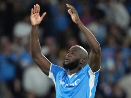 Romelu Lukaku Stars As Napoli Beat Como To Hold Serie A Top Spot