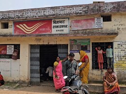 Post Office:  डाकघर में बड़ा गबन! पास बुक में हेराफेरी कर ऐसे लगा दी 50 लाख रुपये की चपत Post Office:  डाकघर में बड़ा गबन! पास बुक में हेराफेरी कर ऐसे लगा दी 50 लाख रुपये की चपत