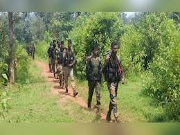 Anti Naxal Operation: रास्ते में नक्सलियों ने बिछा रखी थी मौत ! जवानों ने ऐसे फेर दिया पानी&nbsp;