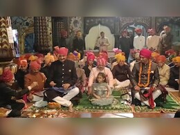 रीवा में अनूठी परंपरा के साथ मनाया गया दशहरा, गद्दी पूजन कर छोड़े गए नीलकंठ, यहां सिंहासन पर नहीं बैठते ‘राजा’