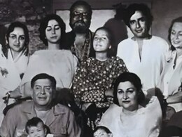 कपूर खानदान की विदेशी बहू, 66 साल पहले बनी थी इस सुपरस्टार की दुल्हन, देखें सदाबहार वीडियो कपूर खानदान की विदेशी बहू, 66 साल पहले बनी थी इस सुपरस्टार की दुल्हन, देखें सदाबहार वीडियो