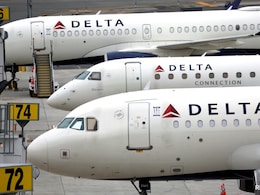 Two US-Based Airlines Sued For Misleading Passengers About 'Window' Seats