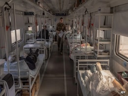 The Secret Train Evacuating Wounded Ukrainian Soldiers The Secret Train Evacuating Wounded Ukrainian Soldiers