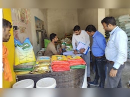 तो ये है खाद संकट की वजह! औचक निरीक्षण में गए अधिकारियों ने तुरंत लिया एक्शन, जानें क्या हुआ