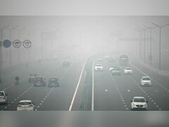 बढ़ते प्रदूषण के बीच NDMC ने पार्किंग चार्ज बढ़ाया, जानें अब कितना लगेगा चार्ज